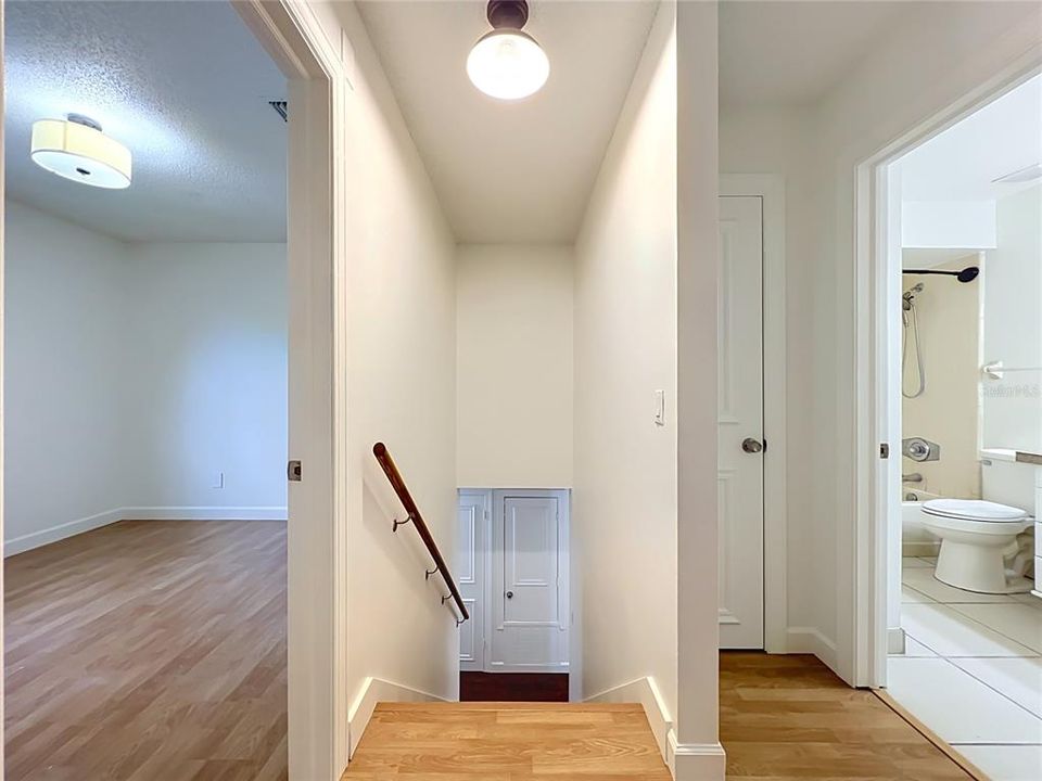 For Sale: $335,000 (3 beds, 2 baths, 1447 Square Feet)