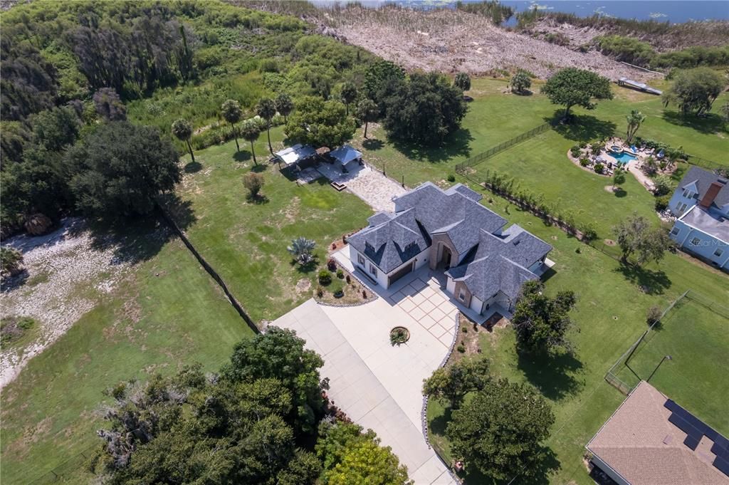 En Venta: $966,000 (4 camas, 3 baños, 4041 Pies cuadrados)