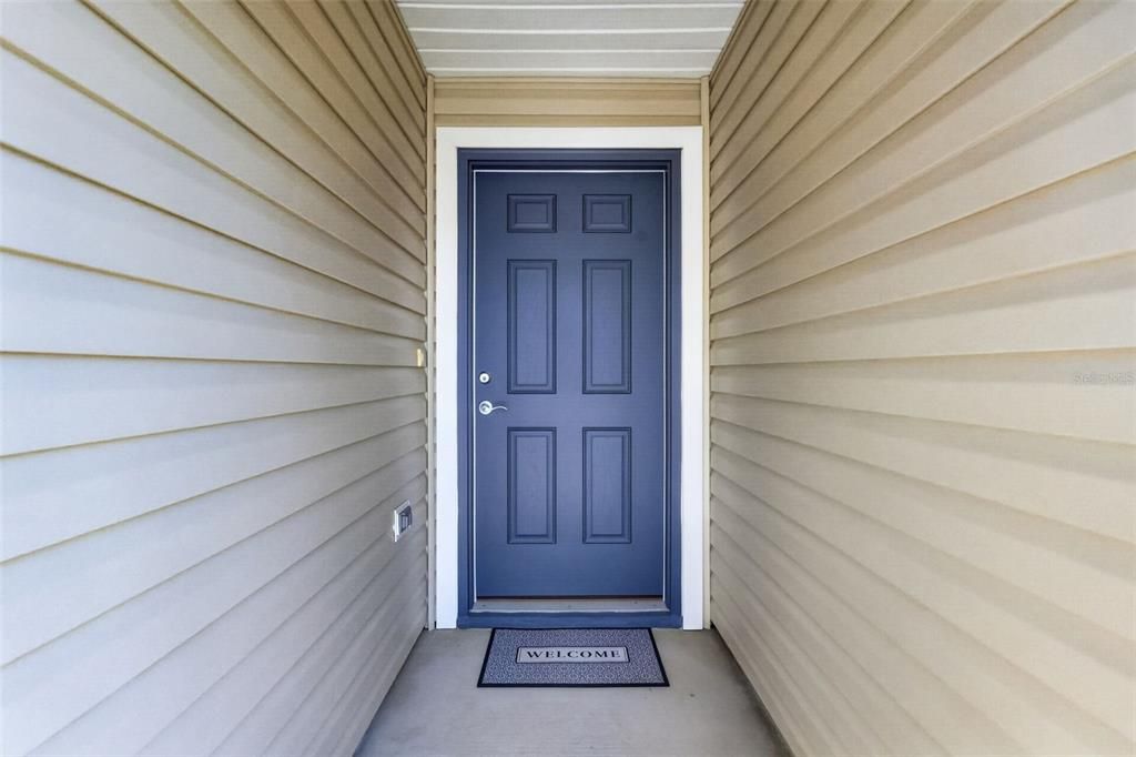 For Sale: $249,900 (2 beds, 2 baths, 963 Square Feet)