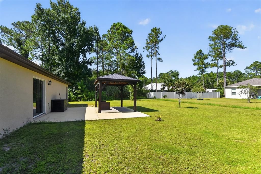 For Sale: $289,000 (3 beds, 2 baths, 1462 Square Feet)