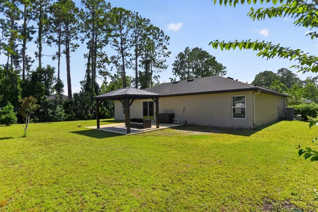 For Sale: $289,000 (3 beds, 2 baths, 1462 Square Feet)