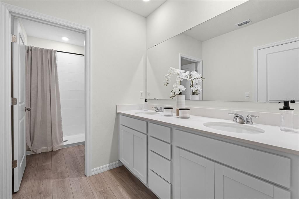 For Sale: $421,990 (3 beds, 2 baths, 1758 Square Feet)