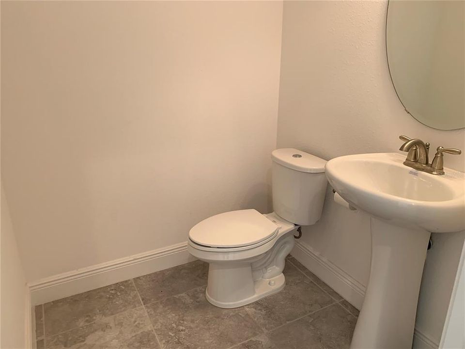 В аренду: $2,450 (3 спален, 2 ванн, 1353 Квадратных фут)