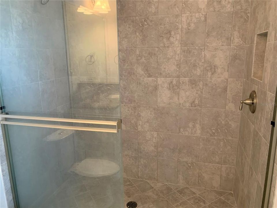 В аренду: $2,450 (3 спален, 2 ванн, 1353 Квадратных фут)