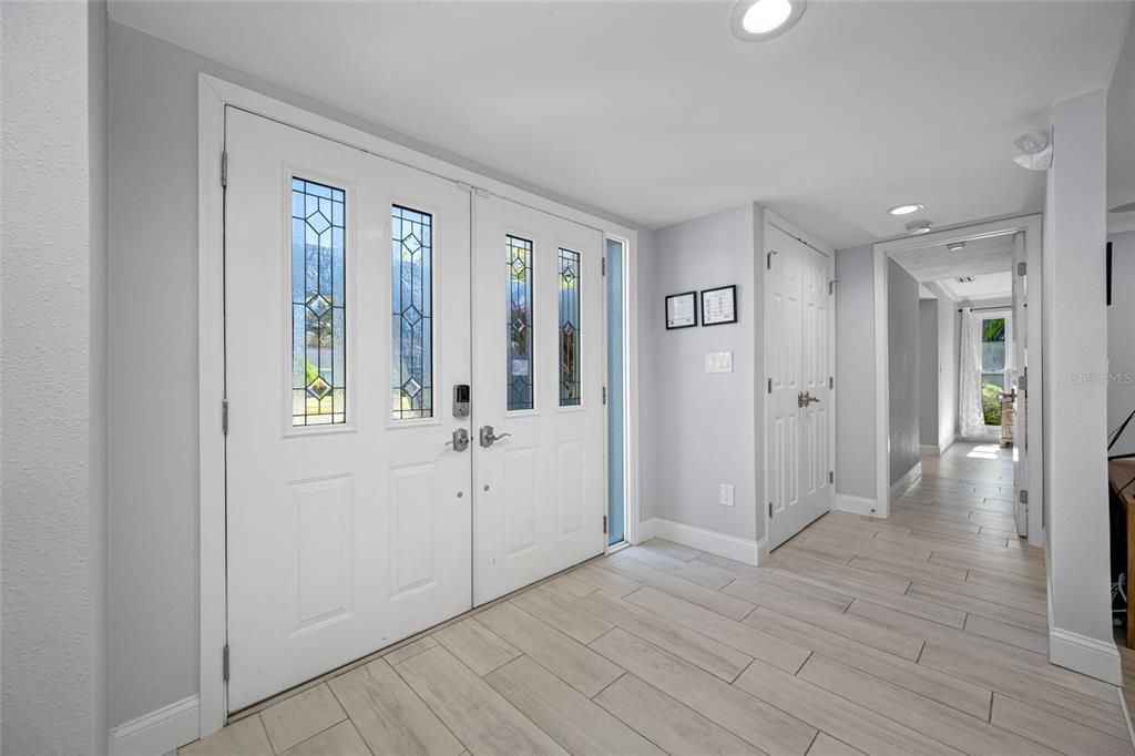 For Sale: $615,000 (4 beds, 2 baths, 1999 Square Feet)