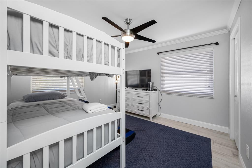 For Sale: $615,000 (4 beds, 2 baths, 1999 Square Feet)