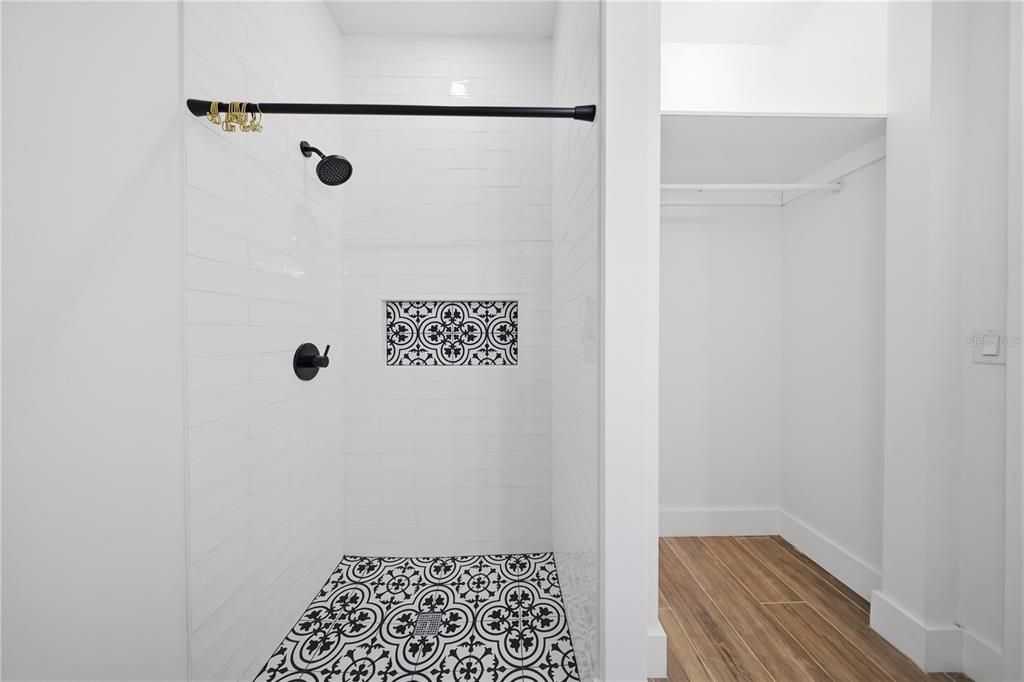 En Venta: $1,525,000 (4 camas, 3 baños, 3277 Pies cuadrados)