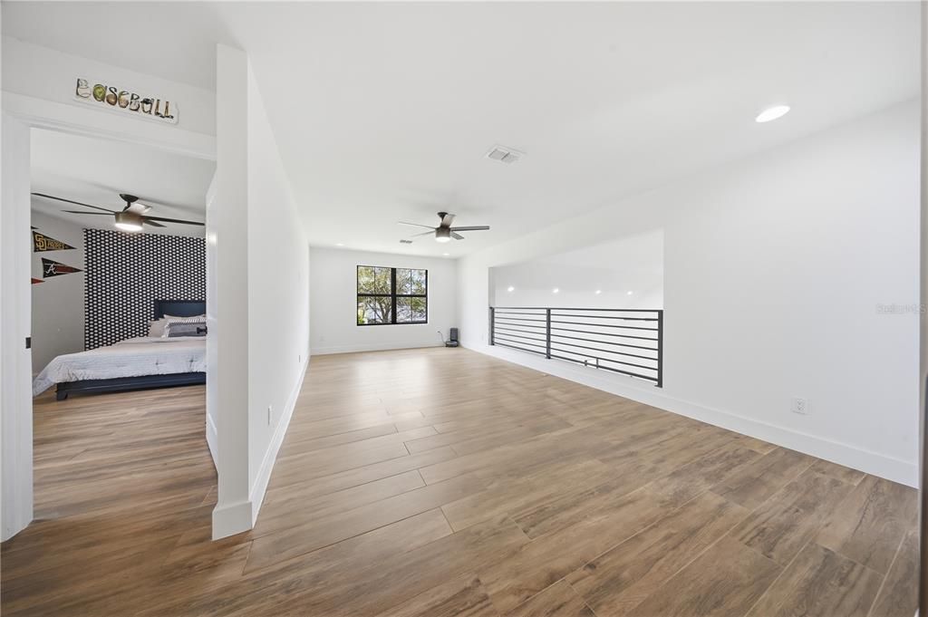 En Venta: $1,525,000 (4 camas, 3 baños, 3277 Pies cuadrados)