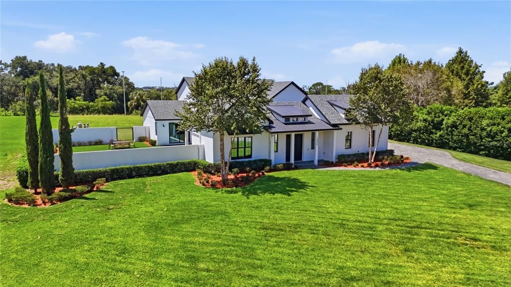 En Venta: $1,525,000 (4 camas, 3 baños, 3277 Pies cuadrados)