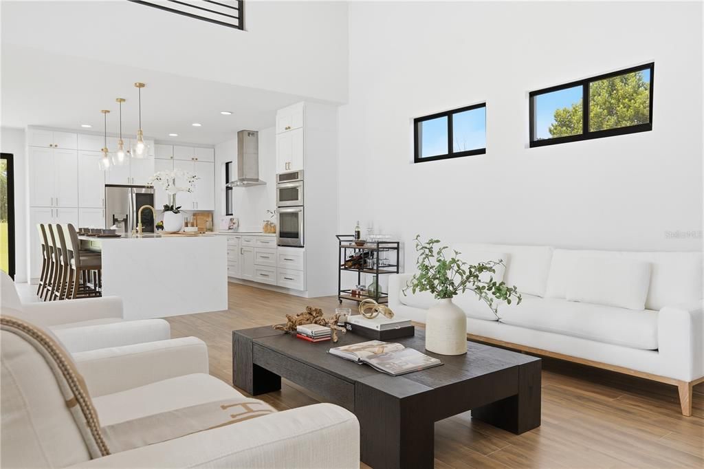 En Venta: $1,525,000 (4 camas, 3 baños, 3277 Pies cuadrados)