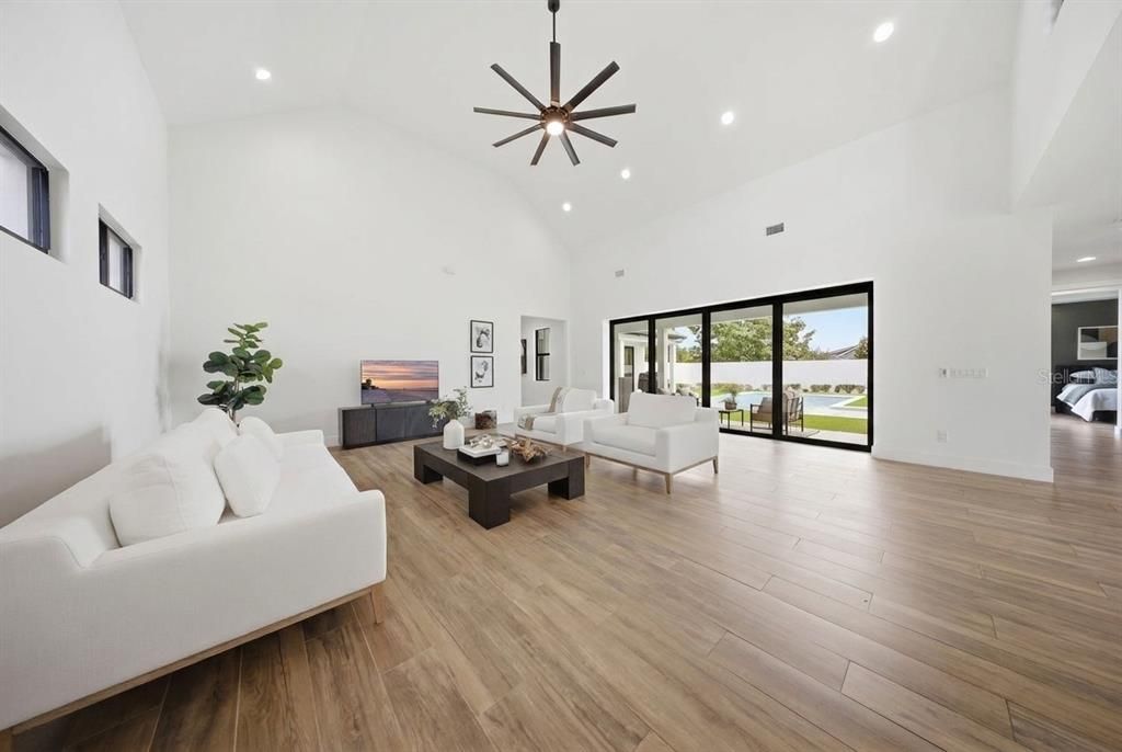 En Venta: $1,525,000 (4 camas, 3 baños, 3277 Pies cuadrados)