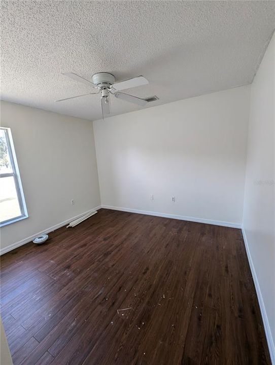 For Rent: $2,200 (4 beds, 2 baths, 1680 Square Feet)