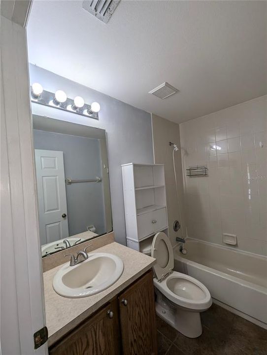 For Rent: $2,200 (4 beds, 2 baths, 1680 Square Feet)