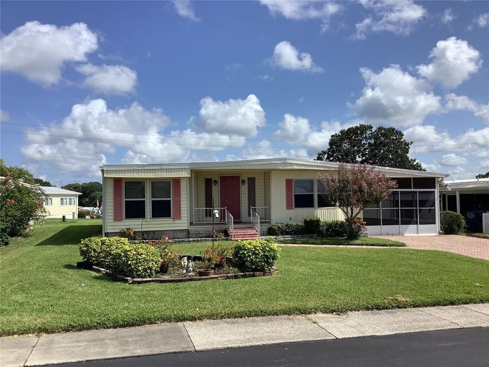 For Sale: $219,000 (3 beds, 2 baths, 1472 Square Feet)