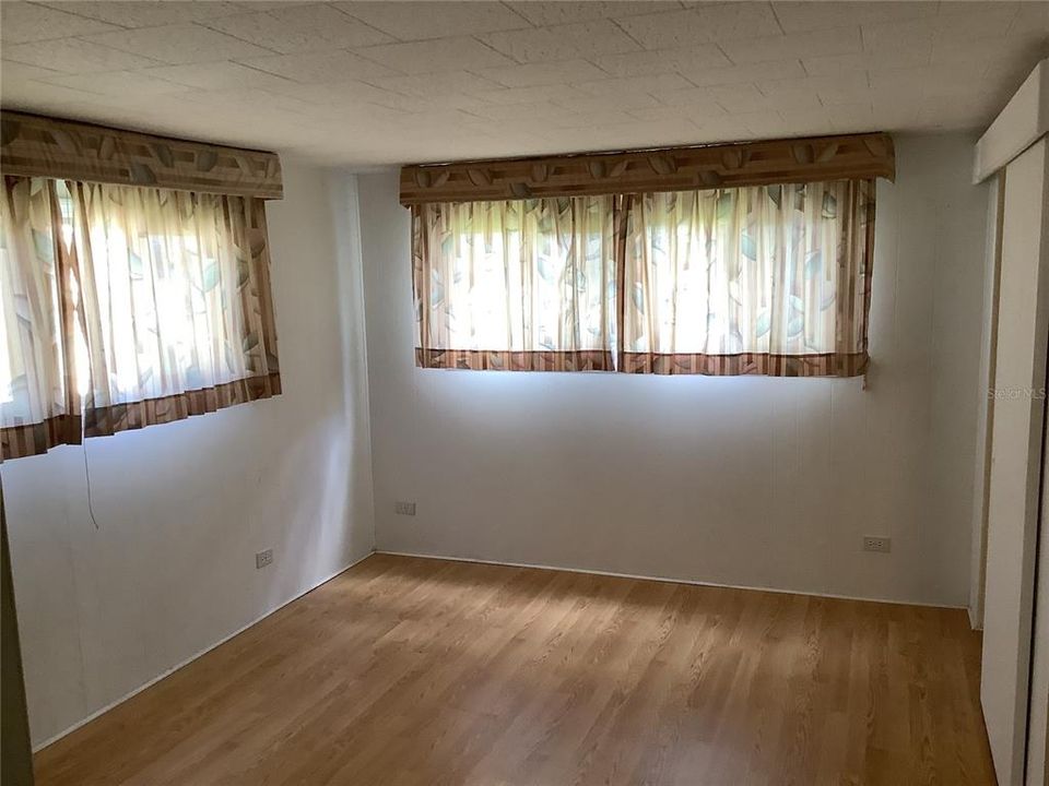 For Sale: $219,000 (3 beds, 2 baths, 1472 Square Feet)