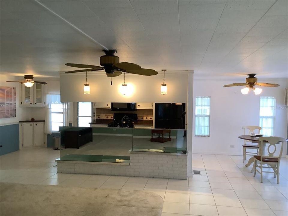 For Sale: $219,000 (3 beds, 2 baths, 1472 Square Feet)