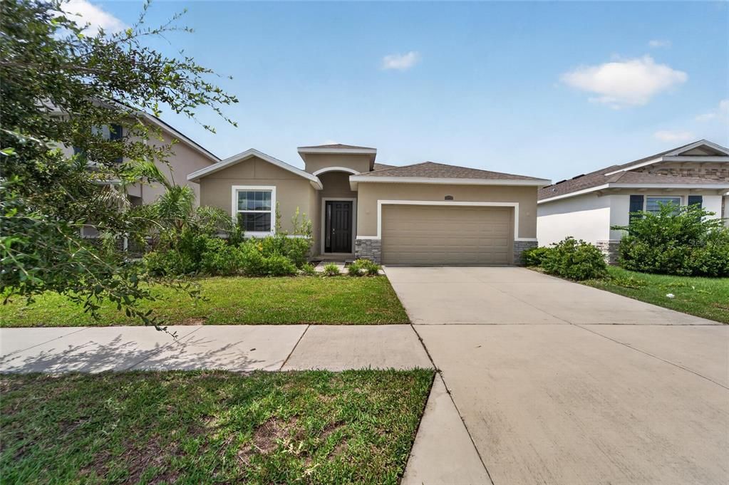 На продажу: $435,990 (4 спален, 2 ванн, 2262 Квадратных фут)