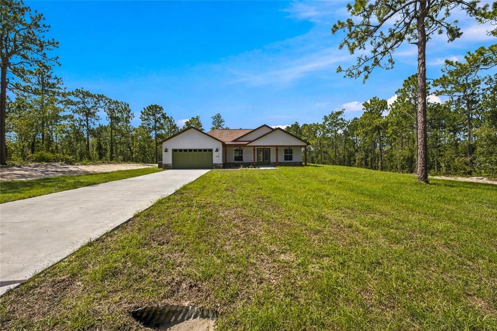 For Sale: $499,900 (4 beds, 2 baths, 2073 Square Feet)