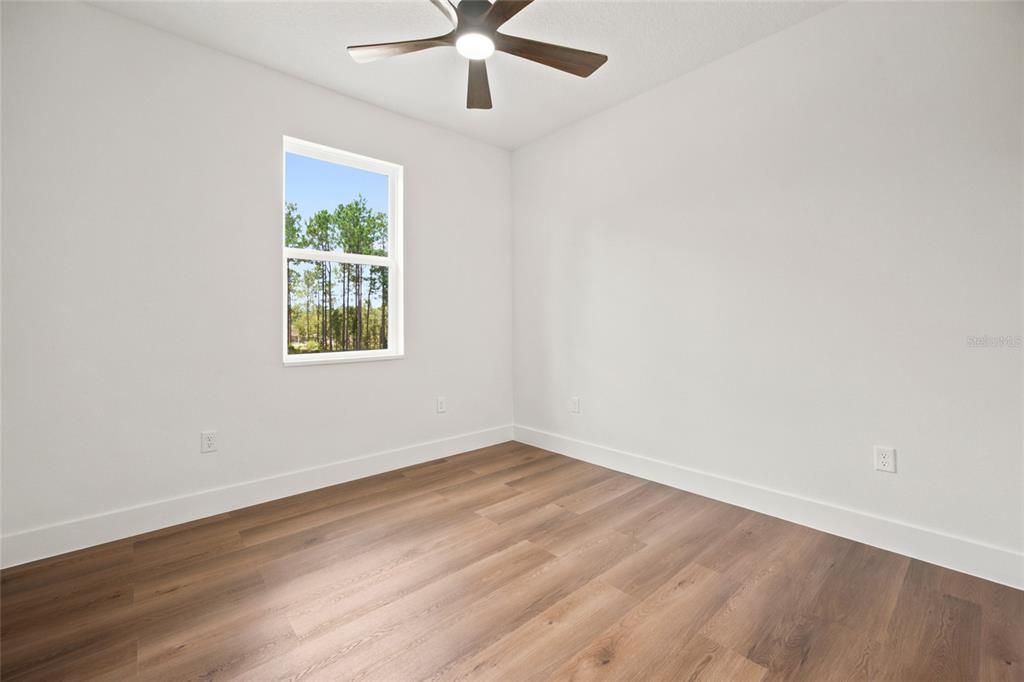 For Sale: $499,900 (4 beds, 2 baths, 2073 Square Feet)