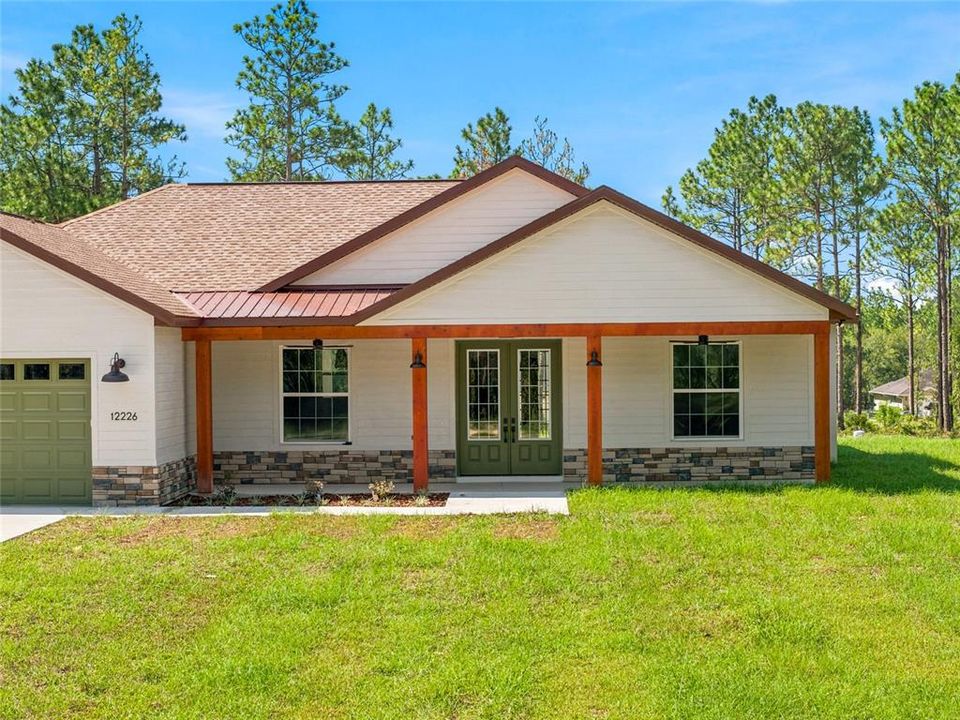 For Sale: $499,900 (4 beds, 2 baths, 2073 Square Feet)