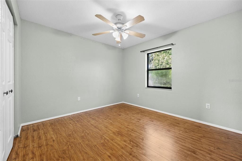 For Sale: $242,000 (3 beds, 2 baths, 1236 Square Feet)
