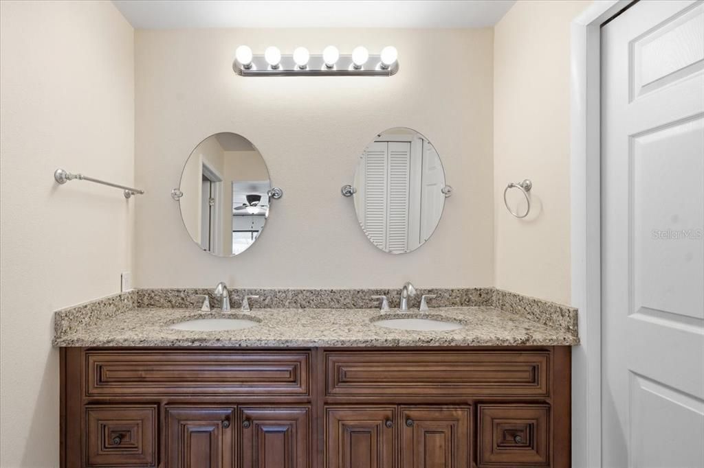 For Sale: $625,000 (3 beds, 2 baths, 1870 Square Feet)