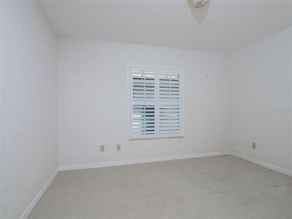 For Sale: $342,000 (3 beds, 2 baths, 1712 Square Feet)