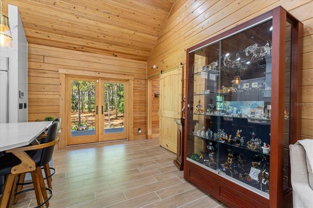En Venta: $1,999,000 (3 camas, 2 baños, 4194 Pies cuadrados)