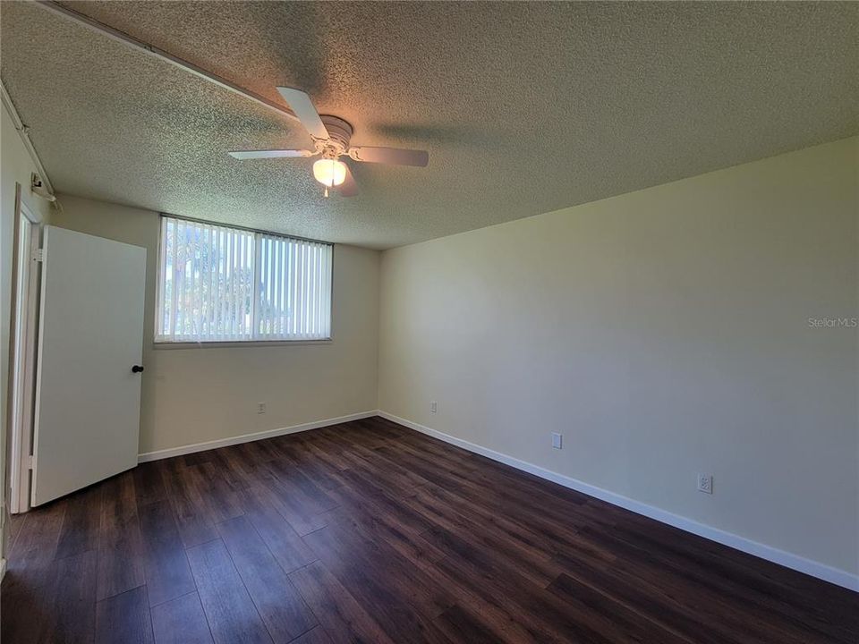 En Venta: $117,900 (1 camas, 1 baños, 825 Pies cuadrados)