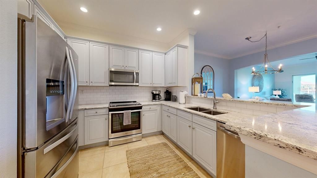 For Sale: $649,000 (3 beds, 2 baths, 1682 Square Feet)