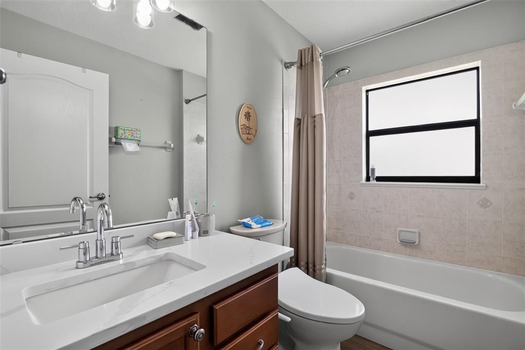 For Sale: $389,900 (3 beds, 2 baths, 2178 Square Feet)