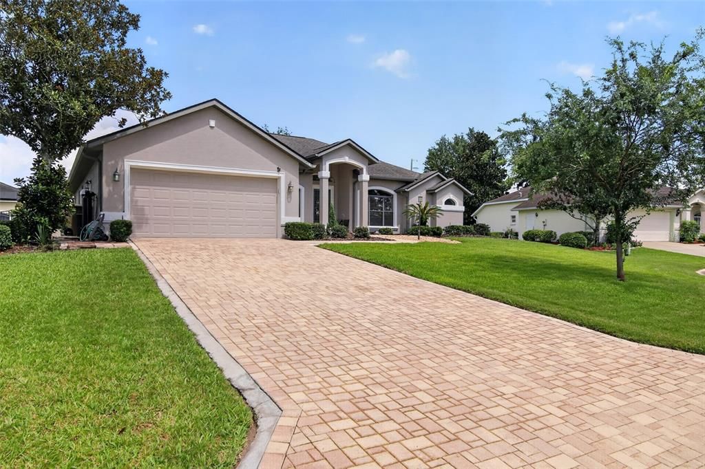 For Sale: $389,900 (3 beds, 2 baths, 2178 Square Feet)