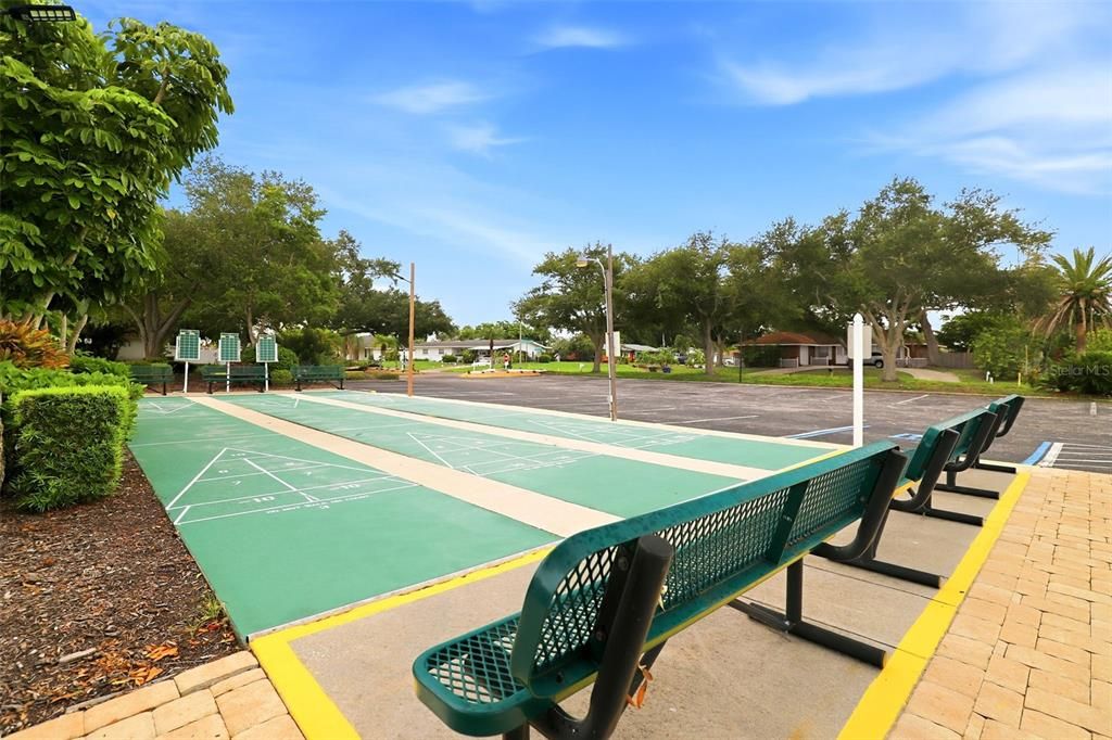 For Sale: $275,000 (2 beds, 2 baths, 1120 Square Feet)