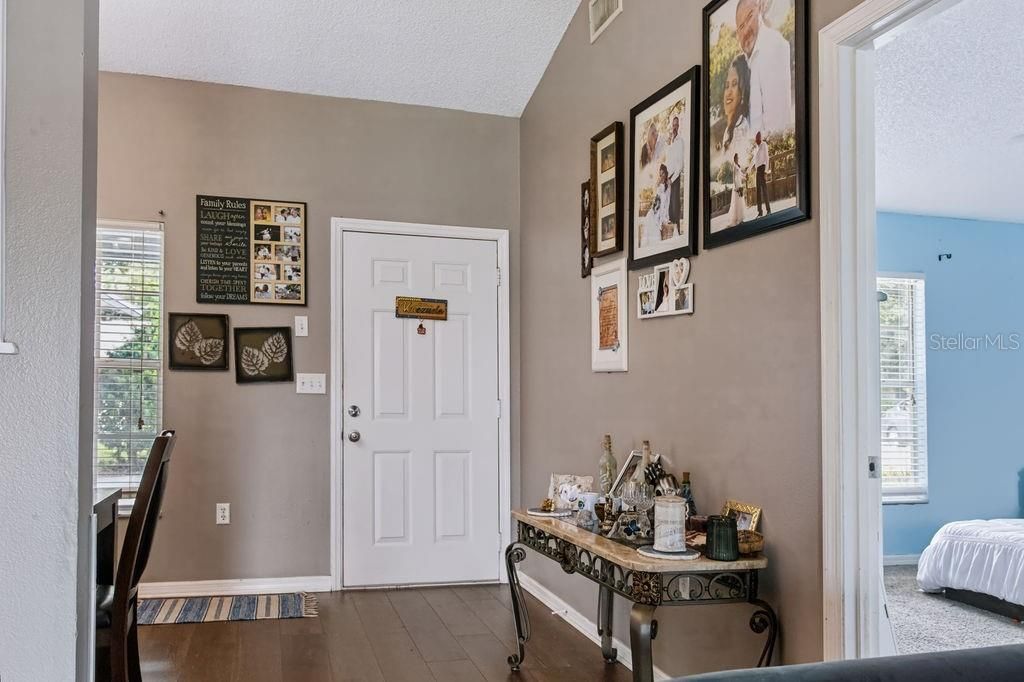 En Venta: $314,900 (3 camas, 2 baños, 1484 Pies cuadrados)