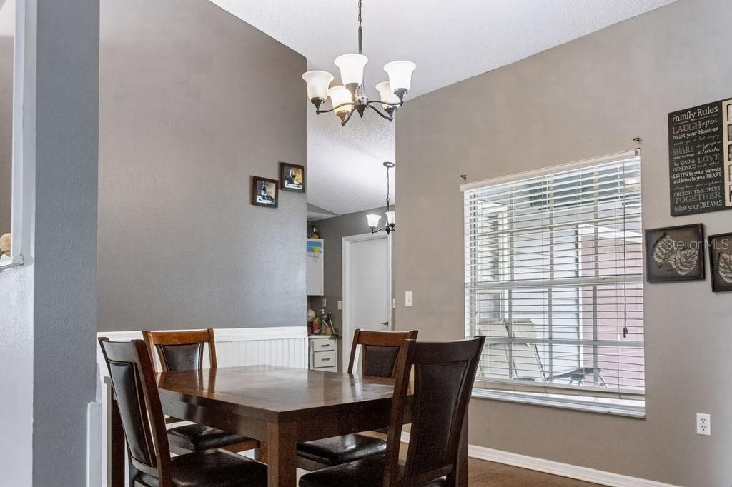 En Venta: $314,900 (3 camas, 2 baños, 1484 Pies cuadrados)