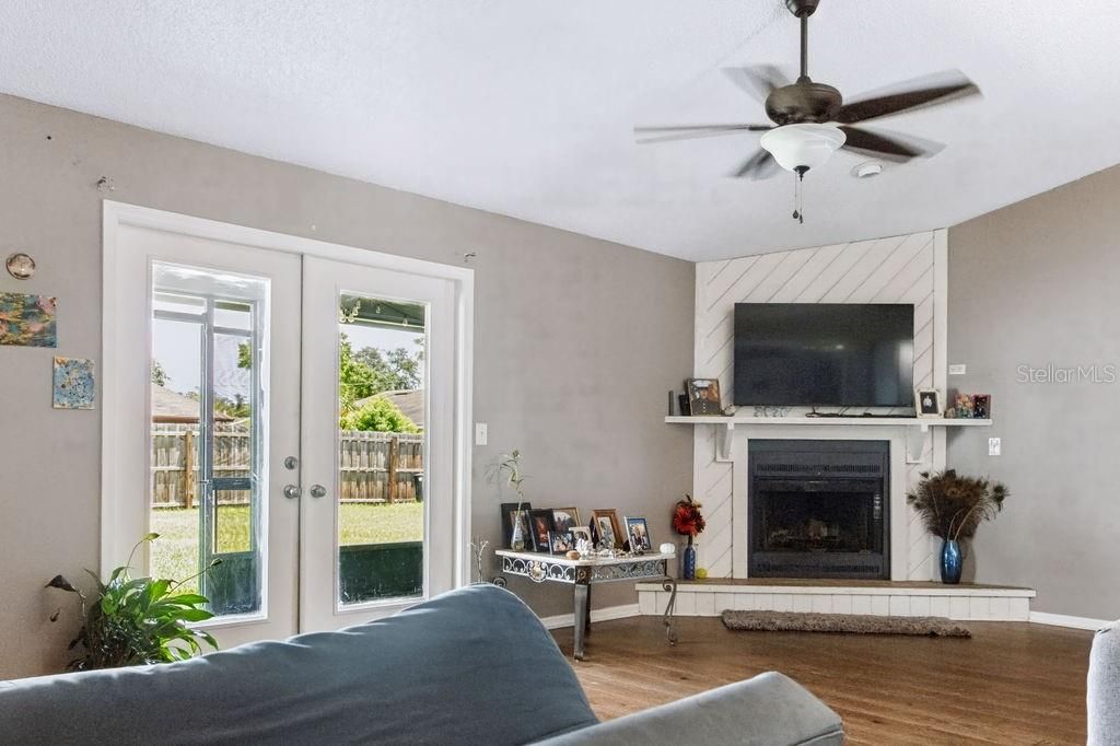En Venta: $314,900 (3 camas, 2 baños, 1484 Pies cuadrados)
