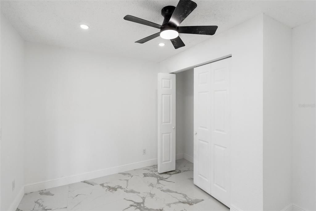 For Sale: $415,000 (4 beds, 2 baths, 1728 Square Feet)