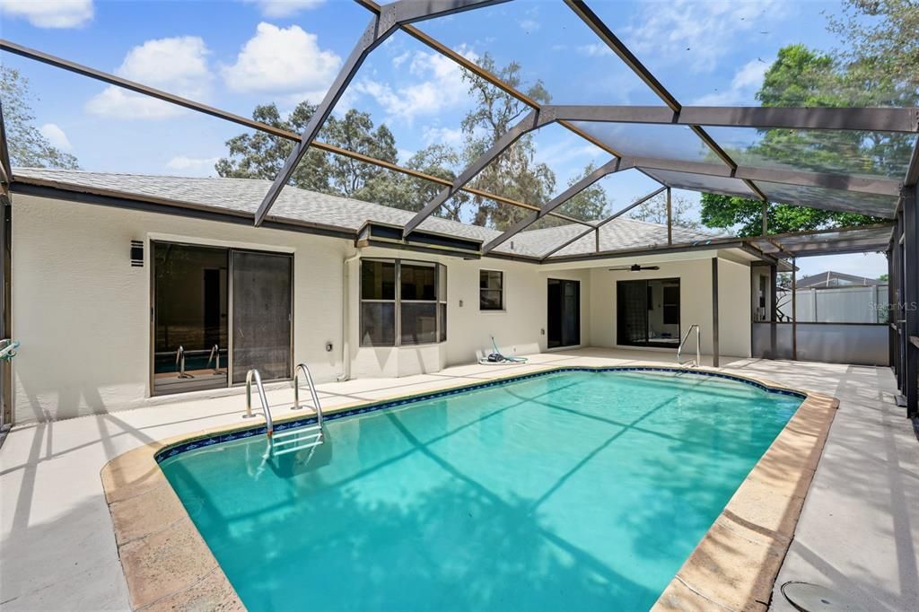 For Sale: $340,000 (3 beds, 2 baths, 1509 Square Feet)