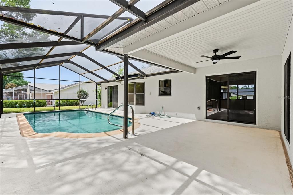 For Sale: $340,000 (3 beds, 2 baths, 1509 Square Feet)