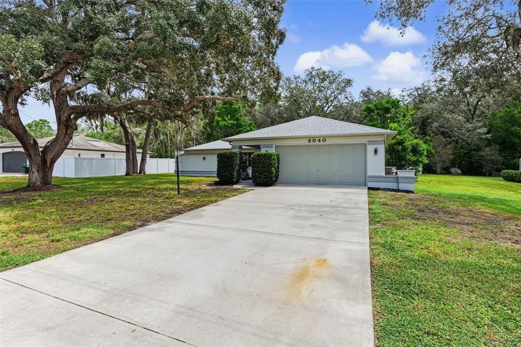 For Sale: $340,000 (3 beds, 2 baths, 1509 Square Feet)
