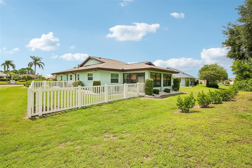 For Sale: $284,900 (2 beds, 2 baths, 1845 Square Feet)