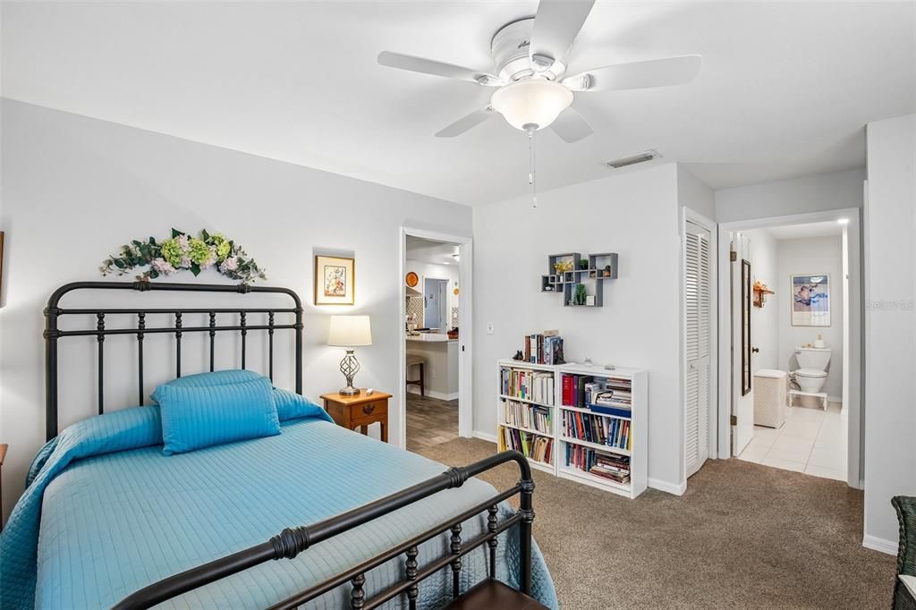 For Sale: $284,900 (2 beds, 2 baths, 1845 Square Feet)