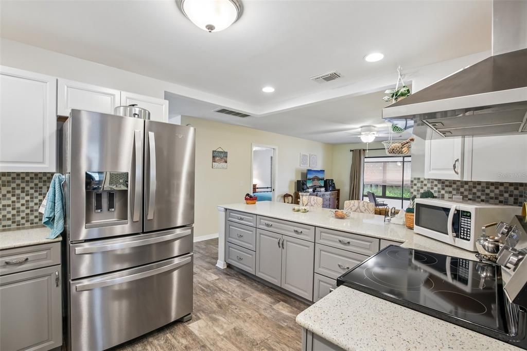 For Sale: $284,900 (2 beds, 2 baths, 1845 Square Feet)