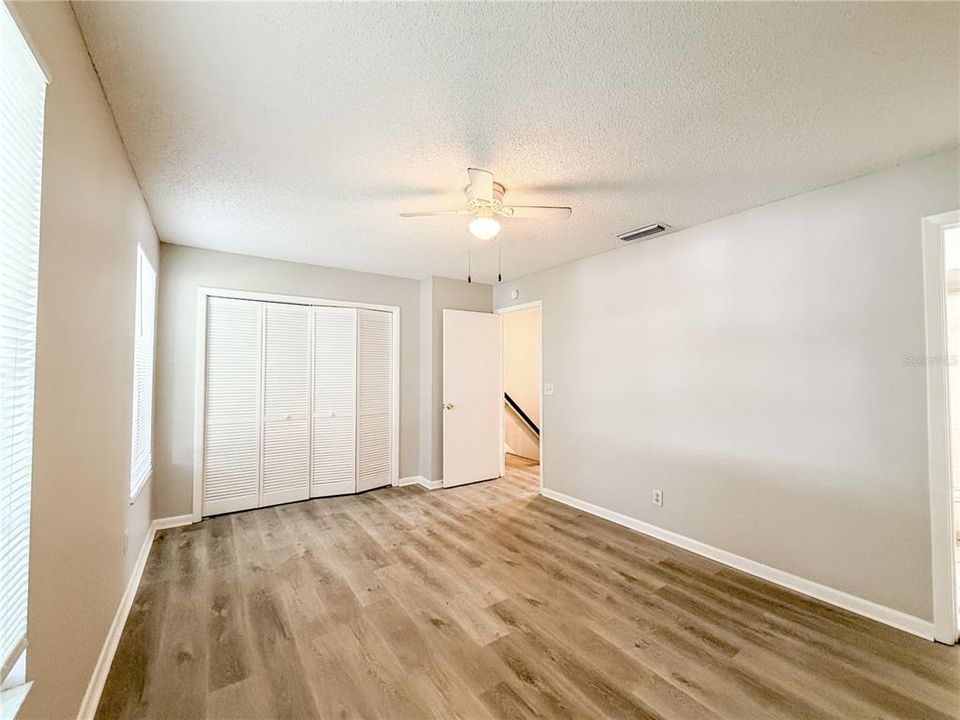 For Sale: $199,900 (2 beds, 2 baths, 1223 Square Feet)