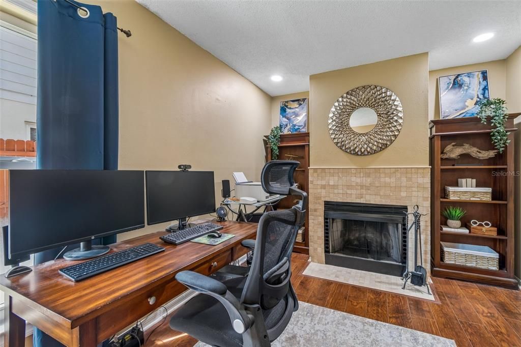 For Sale: $599,000 (3 beds, 3 baths, 2186 Square Feet)