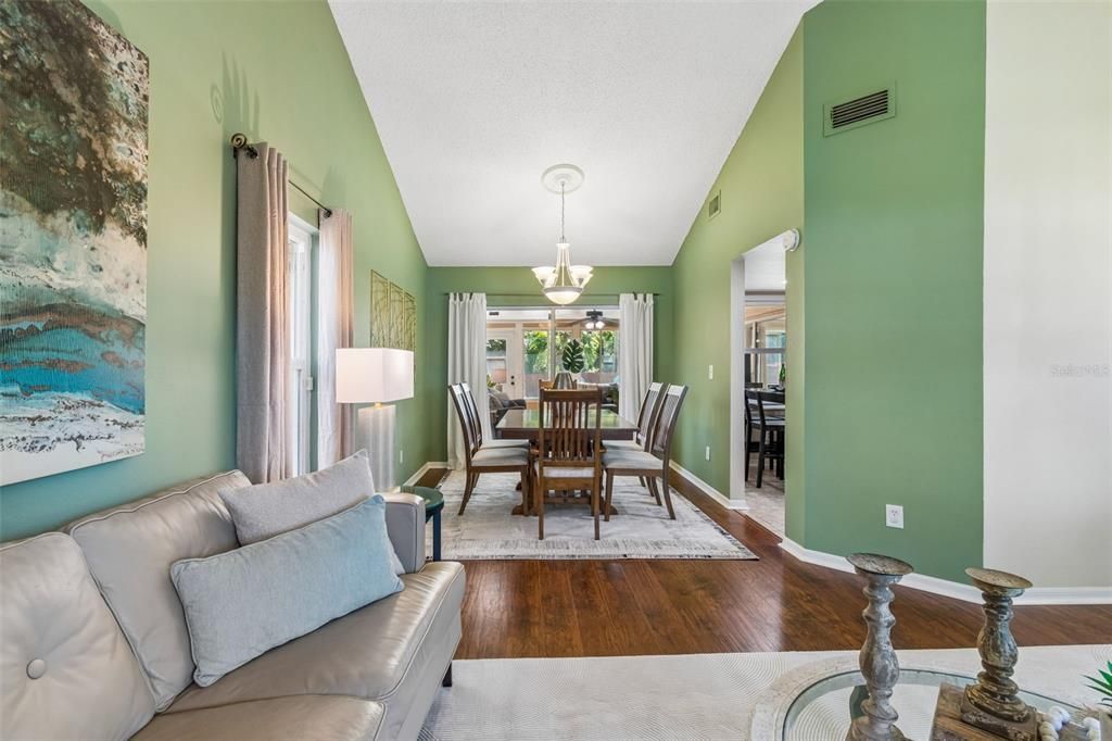 For Sale: $599,000 (3 beds, 3 baths, 2186 Square Feet)