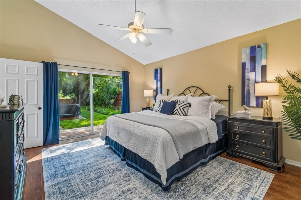 For Sale: $599,000 (3 beds, 3 baths, 2186 Square Feet)