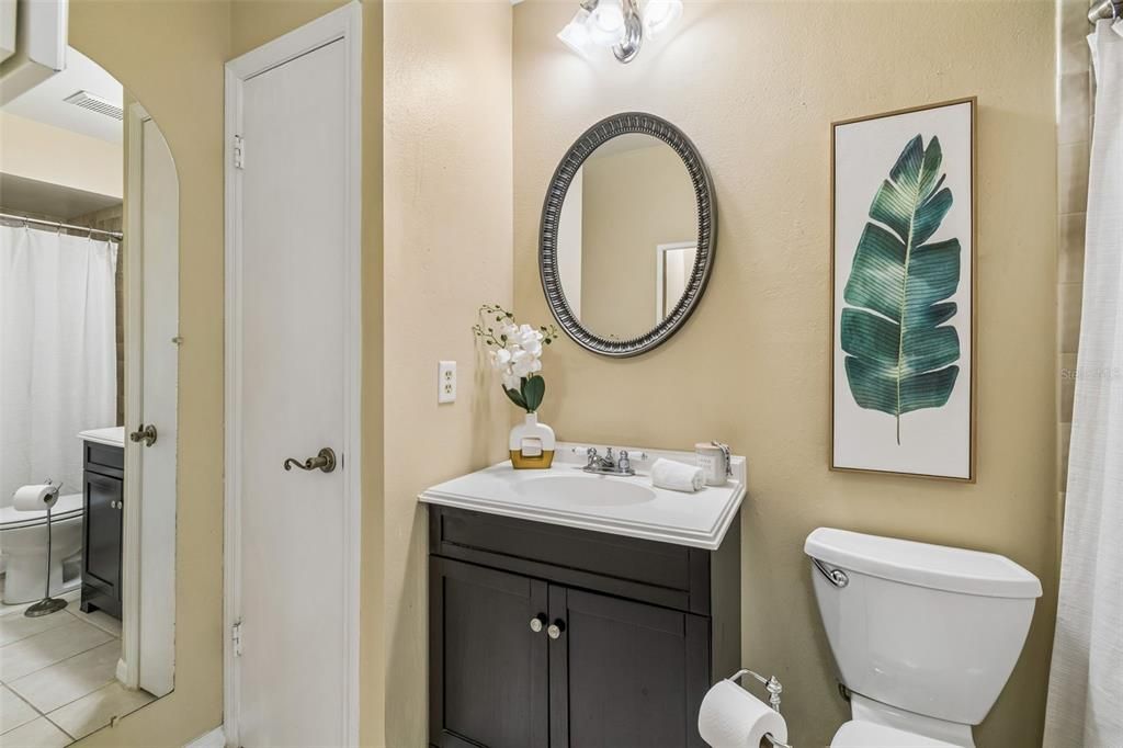 For Sale: $599,000 (3 beds, 3 baths, 2186 Square Feet)
