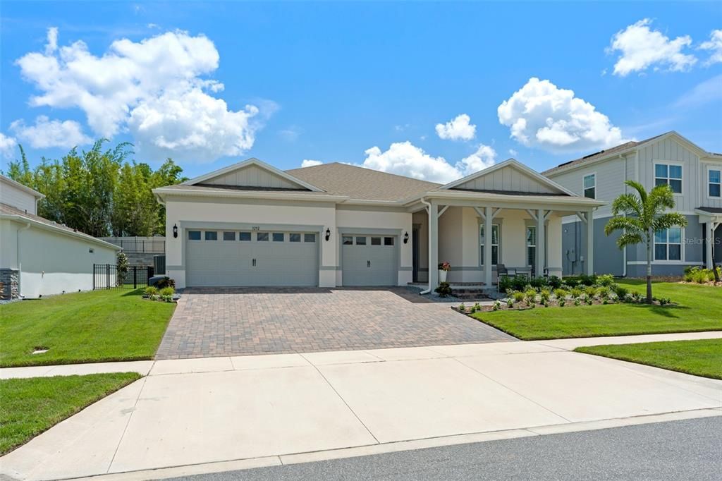 For Sale: $899,000 (3 beds, 3 baths, 2872 Square Feet)