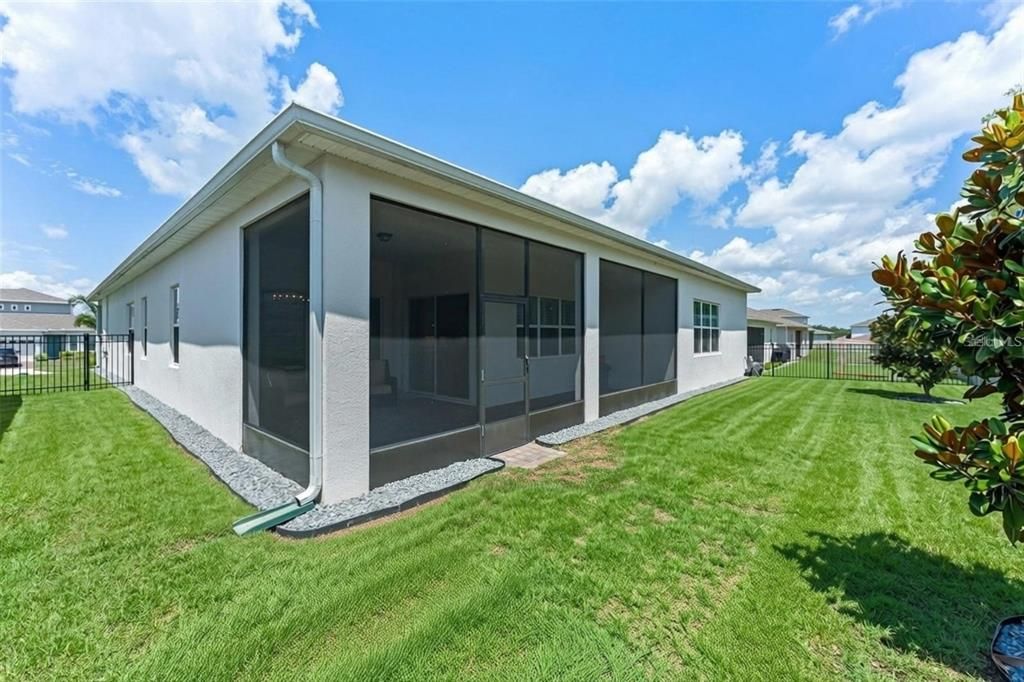For Sale: $899,000 (3 beds, 3 baths, 2872 Square Feet)